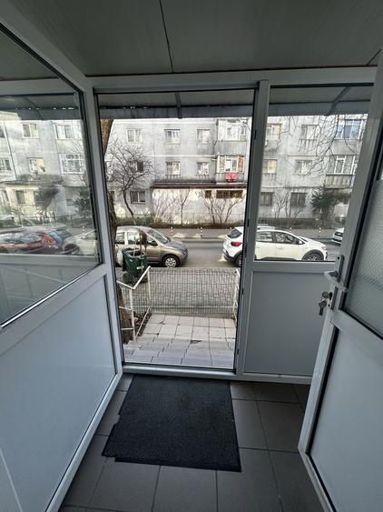 Spatiu comercial chirie - ideal coafor, birou, servicii profesionale - 8