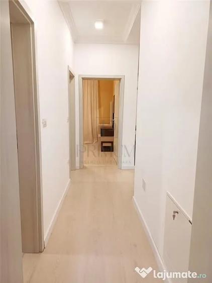 Apartament cu 3 camere decomandat în Chișoda