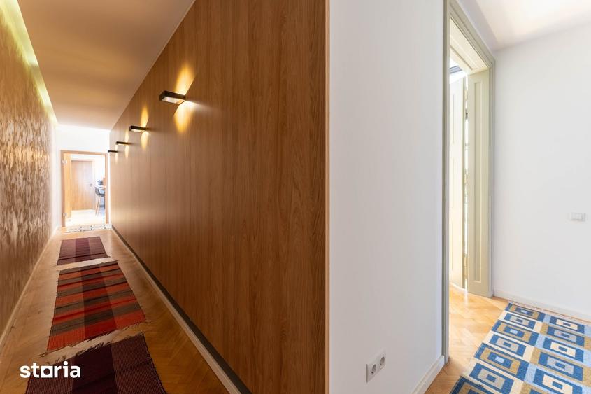 Apartament cu 3 camere în Tractorul