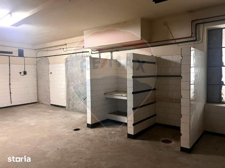 Spațiu comercial, de 299 mp, în Centrul Istoric