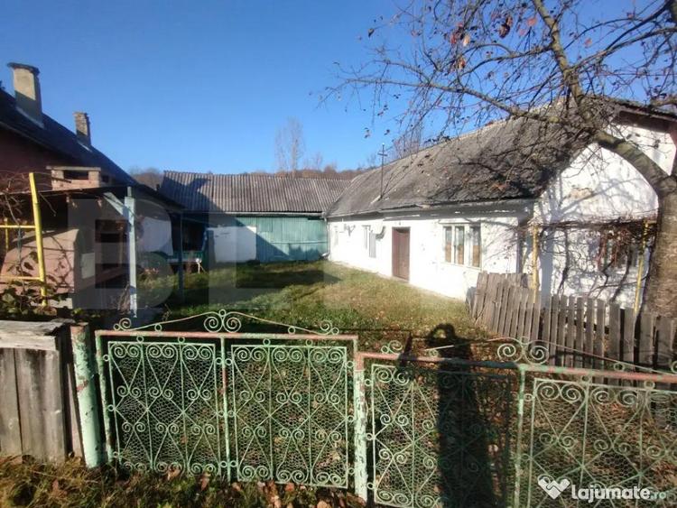 Casa 2 camere 70mp,+teren intravilan 1646 mp,zona Comunei Si - 3