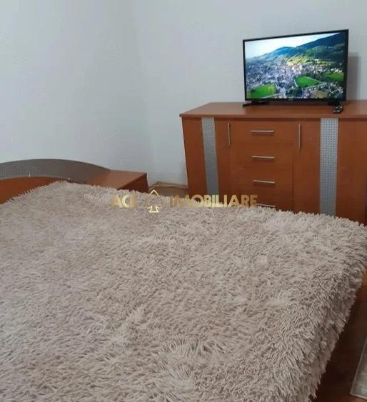 Apartament cu 2 camere semidecomandat, mobilat în Ștefan cel Mare