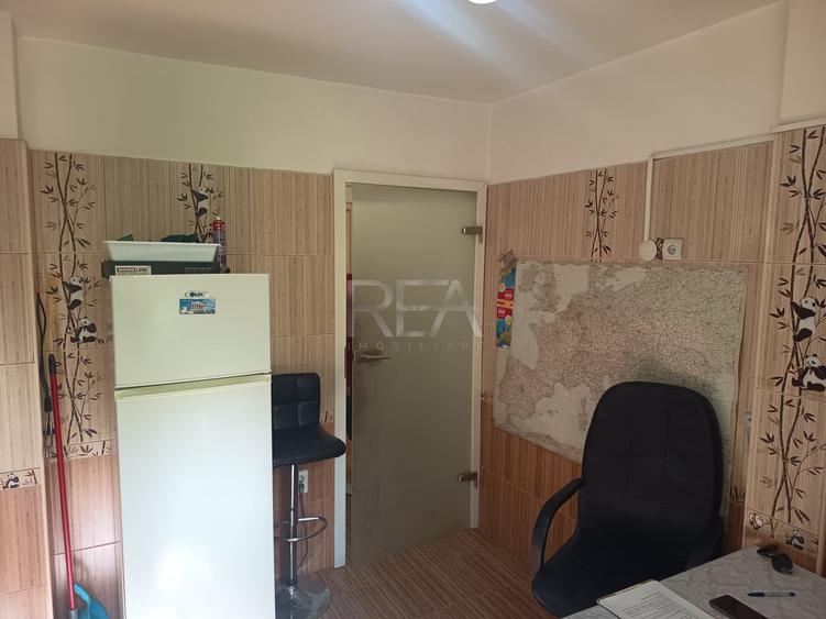 Apartament cu 2 camere decomandat, mobilat în Berceni
