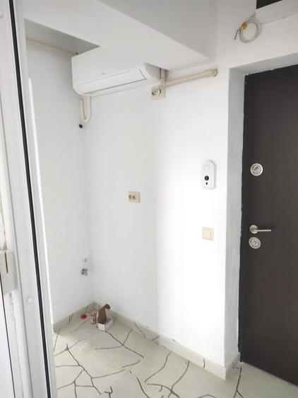 Apartament cu 2 camere decomandat în Est
