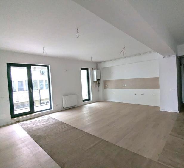 Apartament cu 3 camere decomandat în Herăstrău