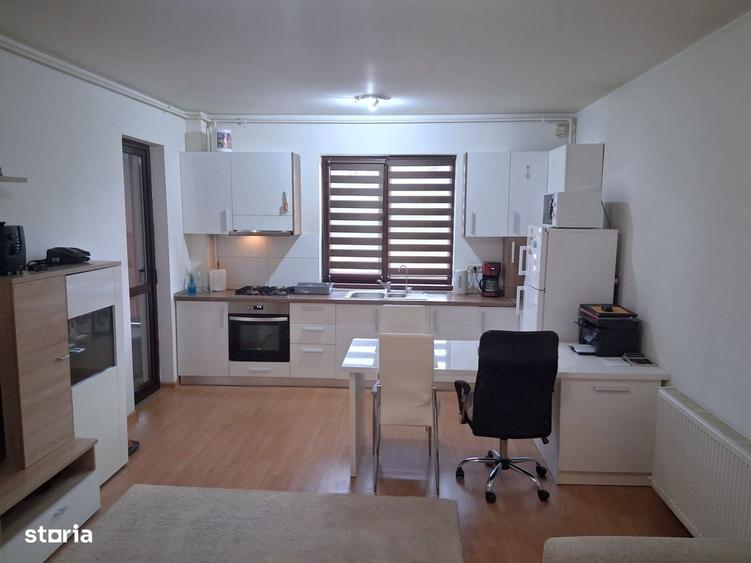 Apartament cu 2 camere decomandat în Dobroești