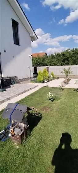 Duplex cu 3 camere cu Teren 300 Mp în Exterior Vest