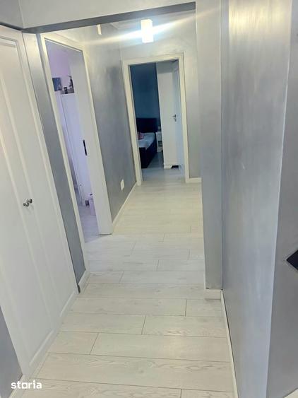 Apartament cu 3 camere decomandat în Tomis I
