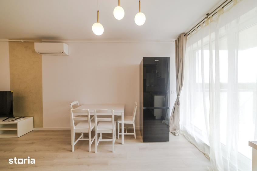 Apartament cu 3 camere semidecomandat, mobilat în Lipovei