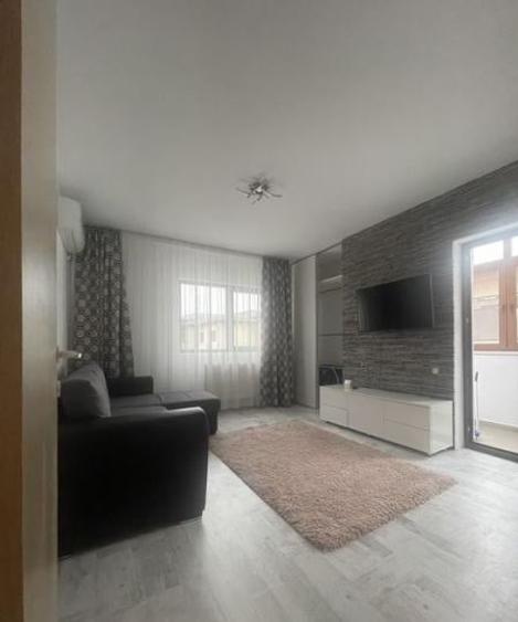 Apartament cu 2 camere decomandat, mobilat în Sălăjan