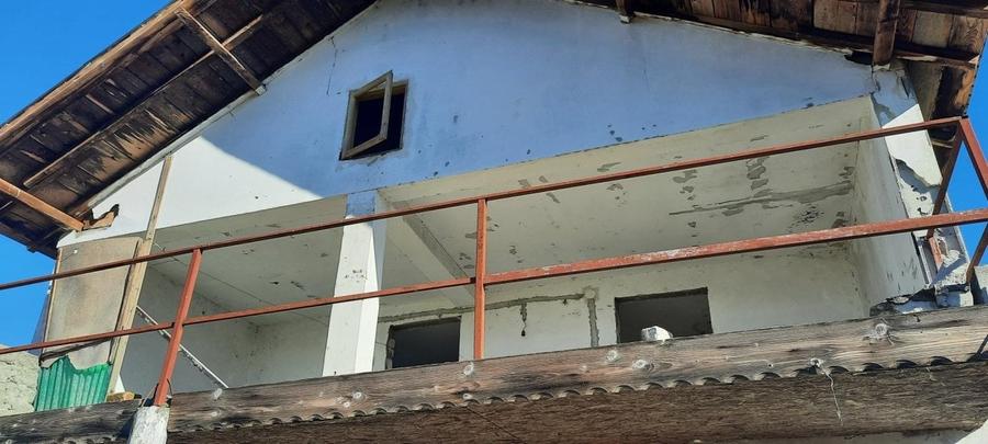 Casă individuală cu 3 camere cu Teren 300 Mp în Cocani