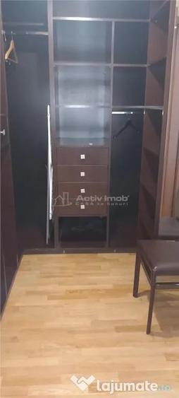 Casă cu 5 camere cu Teren 700 Mp în Străulești