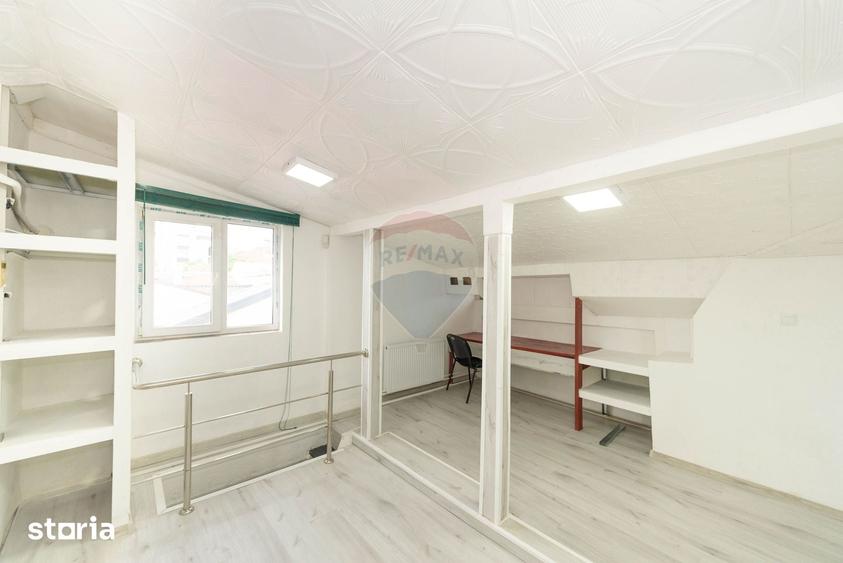 Apartament cu 3 camere în Vitan
