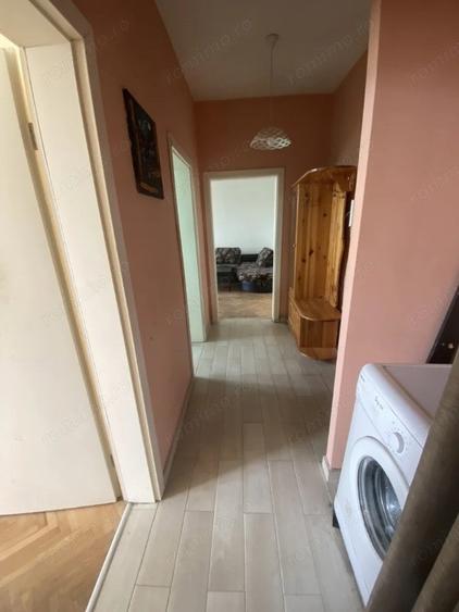 Apartament cu 2 camere semidecomandat în Steaua