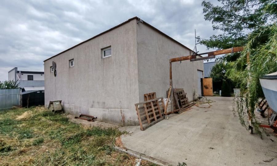 Spațiu industrial, de 200 mp, în Tulucești