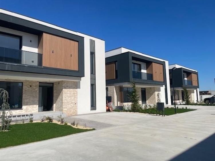Casă individuală cu 6 camere cu Teren 375 Mp în Pipera