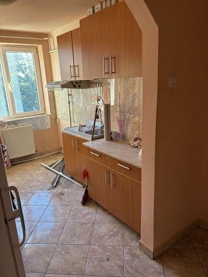 Apartament cu 2 camere semidecomandat în Exterior Vest