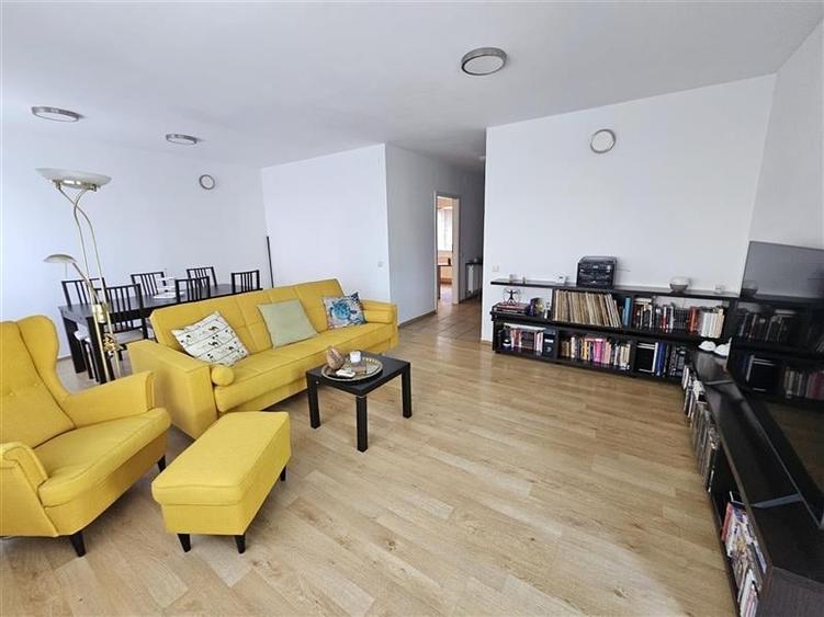 Casuta cu flori si miresme din Pipera situata in ansamblu rezidential securizat, - 2