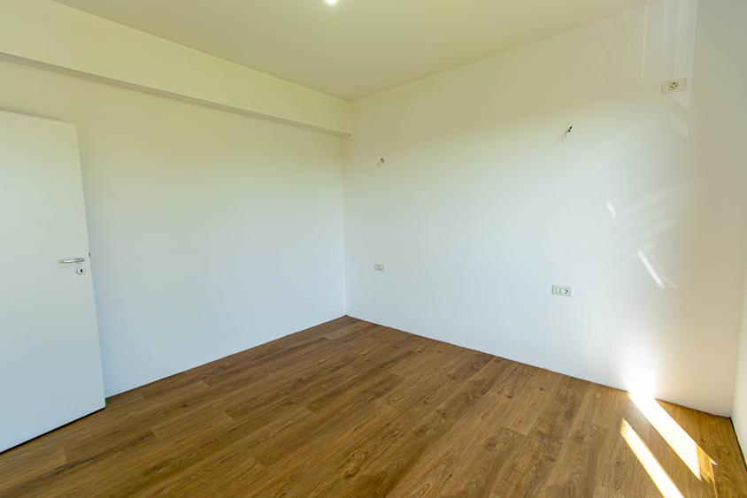 Proiect Aleea cu Tei, 5 vile la cheie, curte amenajata - 40