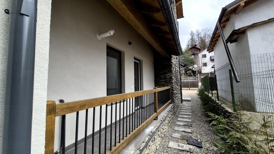 Apartament cu 2 camere 48,90 mp + 21,90 mp terasele + loc de parcare - Busteni - 15