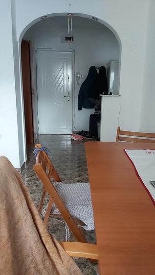 Vand apartament 2 camere strada Babadag - 5