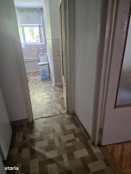 Apartament cu 2 camere decomandat în Dâmbu Pietros