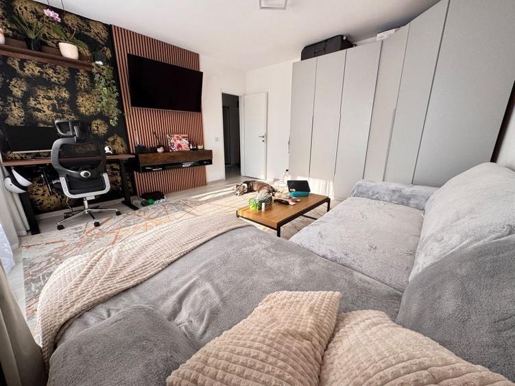 Apartament cu 2 camere decomandat în Florești