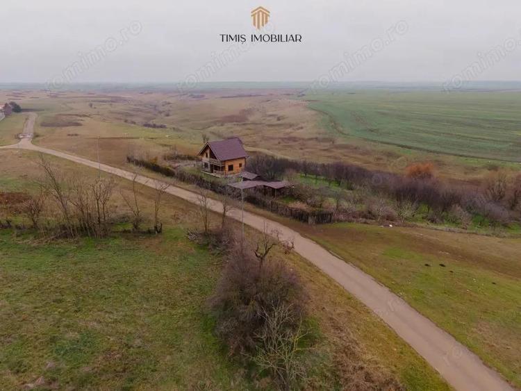 Teren Ianova 1200 mp, vatra satului | asfalt, utilitati | Comision 0% - 2