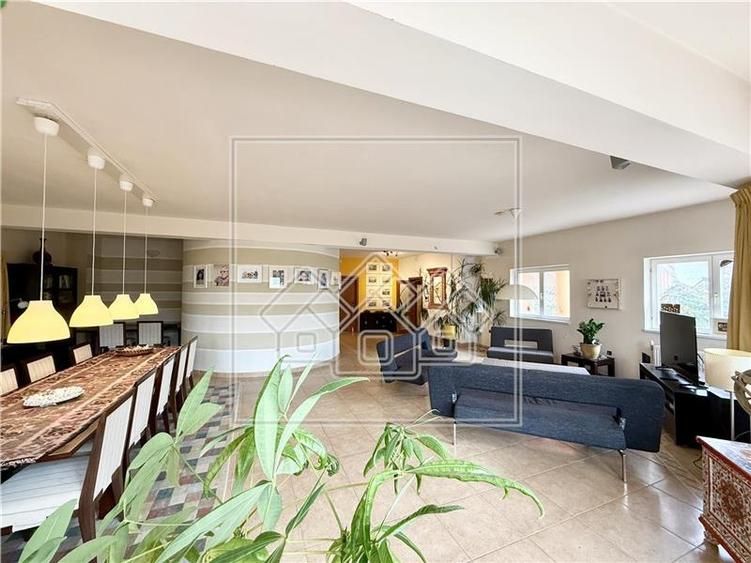 Casa de vanzare in Sibiu, individuala - 418 mp - teren 1.338 mp - 5