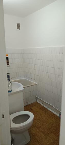 Proprietar inchiriez apartament o camera zona Bucovina. - 3