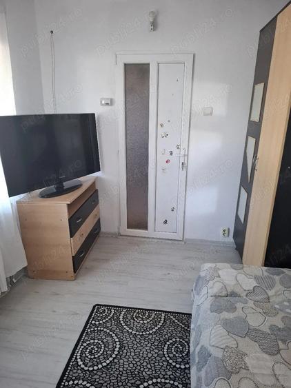 Inchiriez apartament 2 camere decomandat parter CAM, zona lini?tita - 2