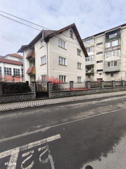 Casa D+P+E+M, Stefan cel Mare - 1