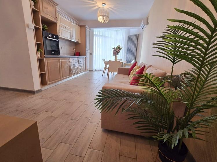 Locuinta perfecta: 3 camere mobilate, cu vedere frontala superba - 5