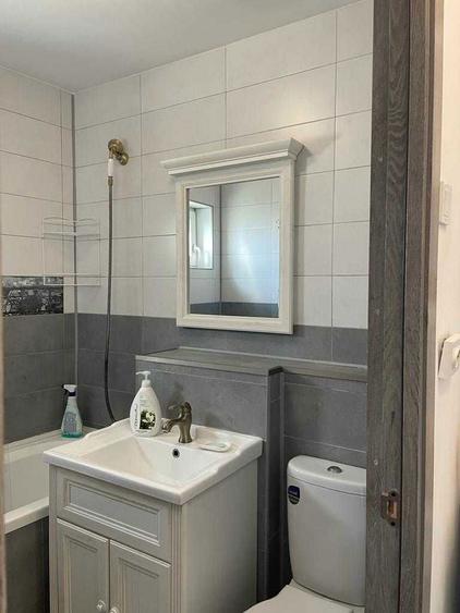 Inchiriez apartament Filiasi - 3