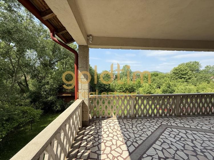 CASA IN ZONA LINISTITA/MOBILATA/UTILATA/TEREN IMPRESIONANT 5000MP/CORNU/PRAHOVA - 38