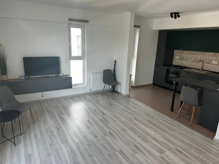 Vanzare apartament 2 camere - 4