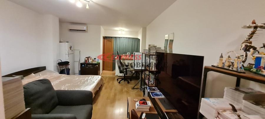 Dristor, Calea Vitan, Auchan - 1