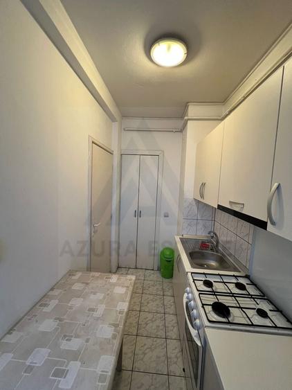 Apartament 2 camere bucatarie inchisa etaj 1 baie cu geam in Strand - 8