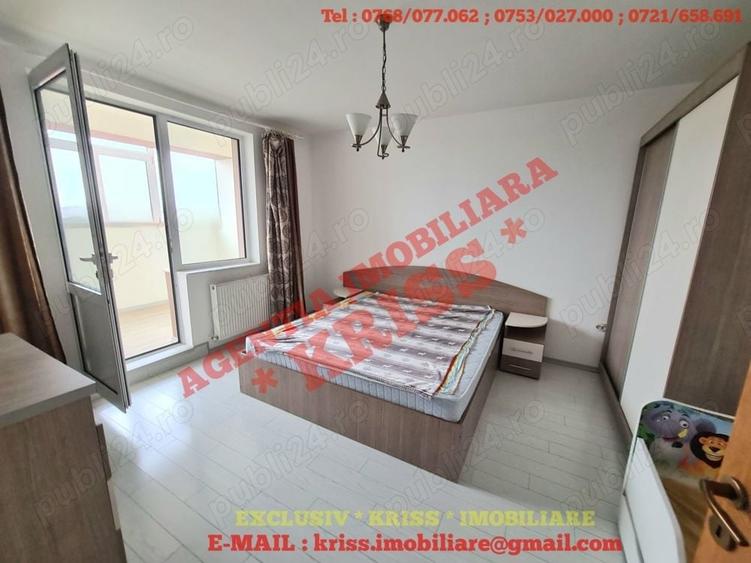 Apartament cu 3 camere decomandat în Craiovei