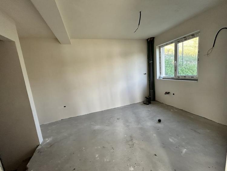 Casa individuala de vanzare Chinteni Lac 180mp utili plus 250mp teren - 8