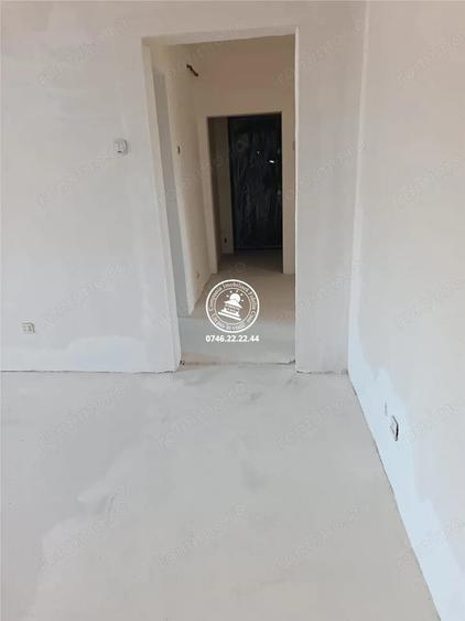Apartament 4 camere de vanzare Centru, - 1