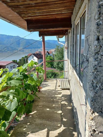 Casa cu vedere la Dunare! Vanzare sau schimb. - 1