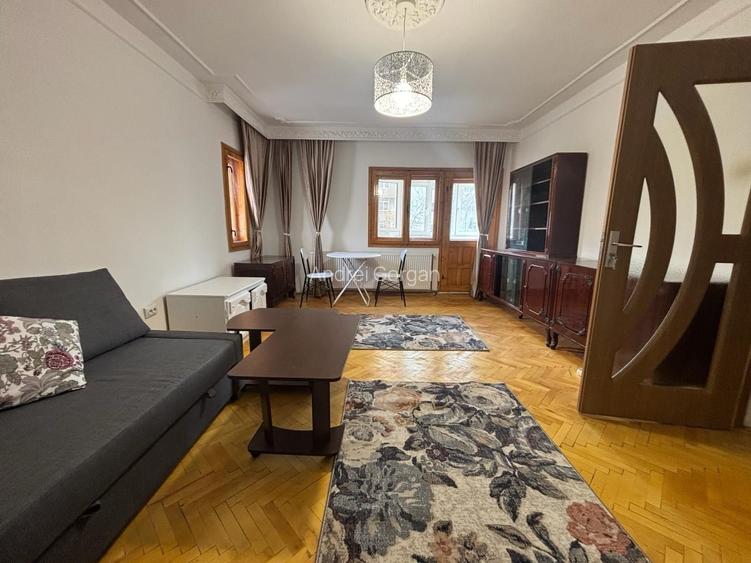 Apartament decomandat 3 camere Arcu Vile