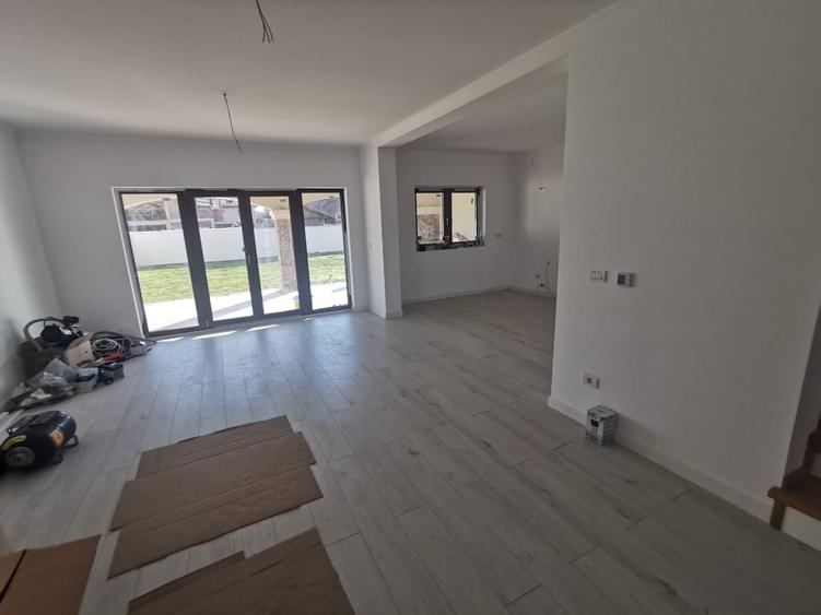 De vanzare 1/2 Duplex P+E – Dumbravita- 691 - 2