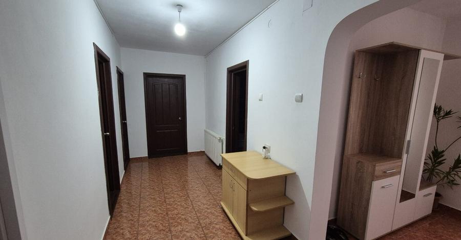 Apartament 3 camere zona Salajan , Ozana ,1 Decembrie 1918 - 12