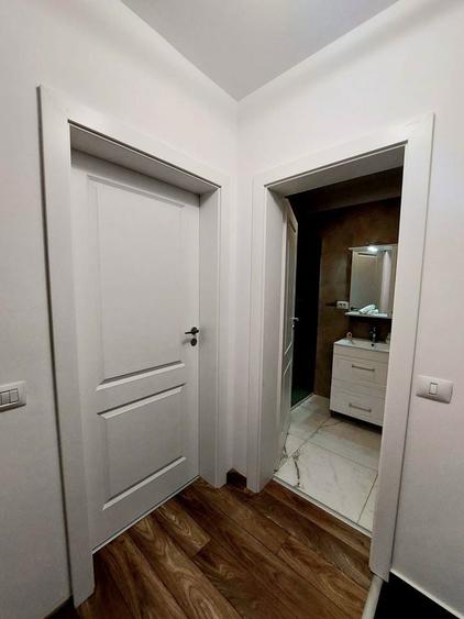 Inchiriez apartament - 2