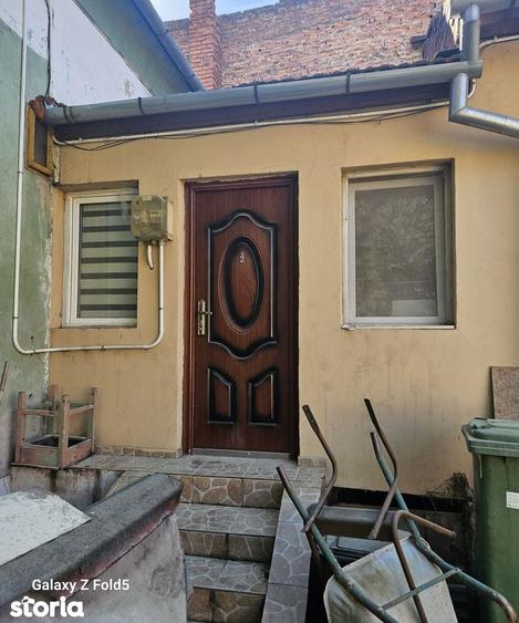 Apartament la casa zona centrala, strada Deltei Oradea - 1