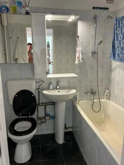 De vanzare apartament 3 camere Drumul Taberei - 5