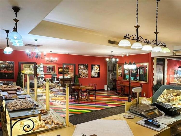 VANZARE SPATIU COMERCIAL CU LABORATOR PRODUCTIE, ULTRACENTRAL IN BRASOV - 3