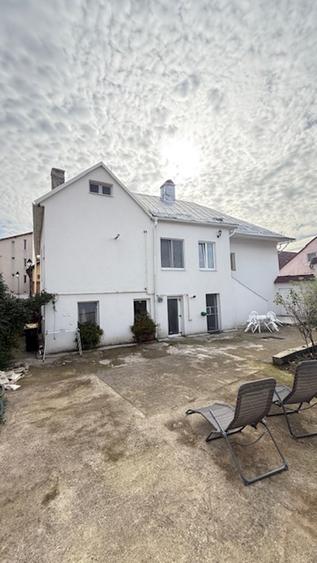 CENTRU VECHI ISTORIC- CASA P+E de  240mp cu teren 280mp! - 12